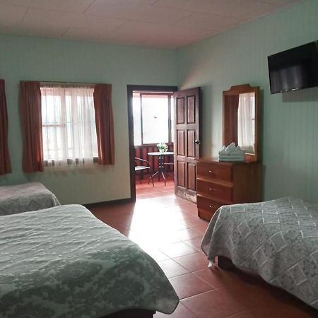 Hotel Las Brumas Καρτάγο Εξωτερικό φωτογραφία
