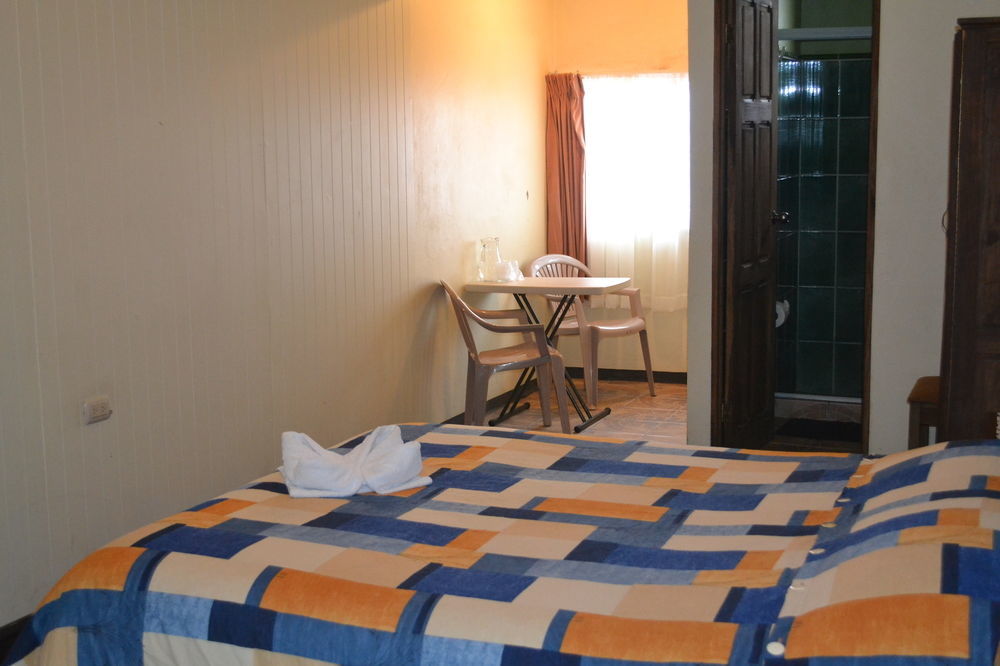 Hotel Las Brumas Καρτάγο Εξωτερικό φωτογραφία